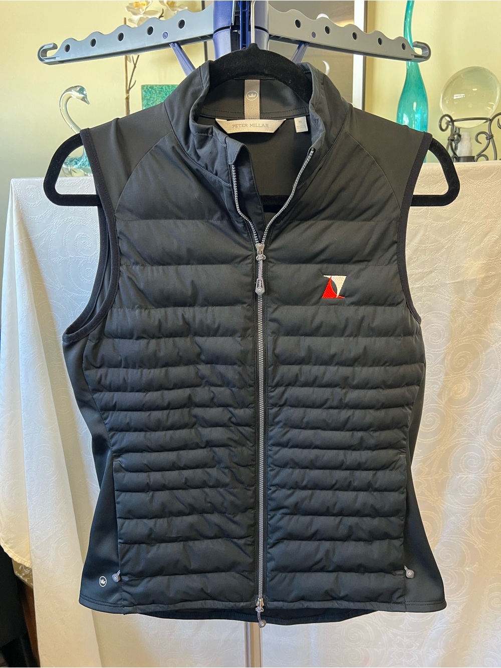 Peter Millar Fuse Elite Black Quilted Women’s Vest with Logo Accent size M